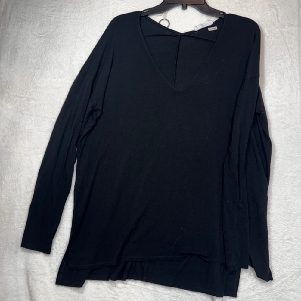 Long Sleeve Tunic Womens Size Medium Black Raw Hem Goth Normcore Jersey
